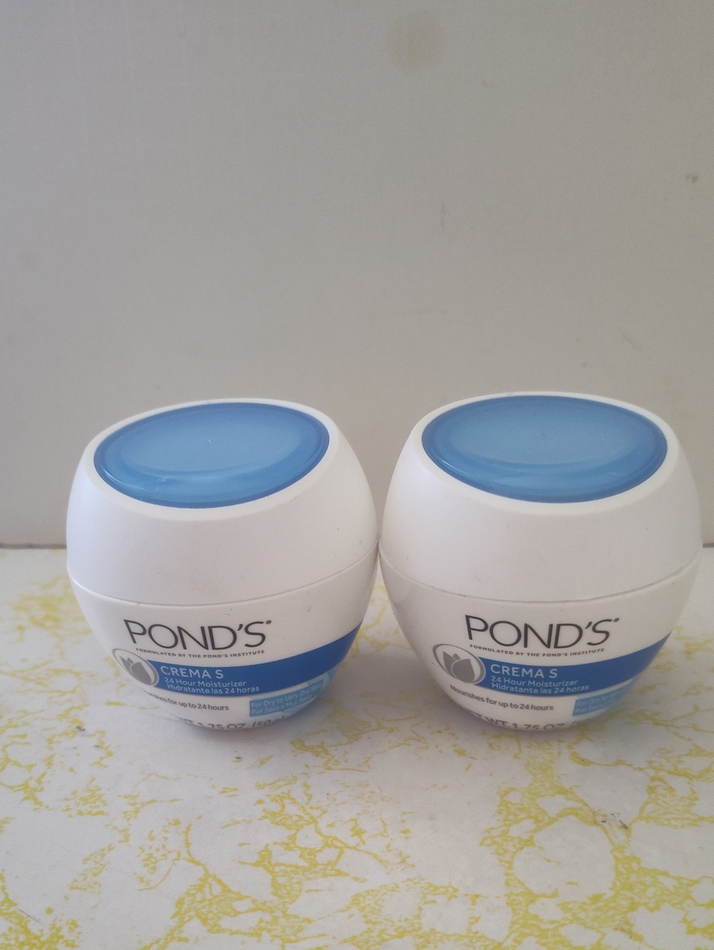 Pond's Crema S 24 Hour Moisturizing Cream